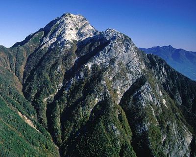 Mt. Kai-koma-ga-take and its subpeak, Marishiten