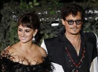 Penelope Cruz and Johnny Depp