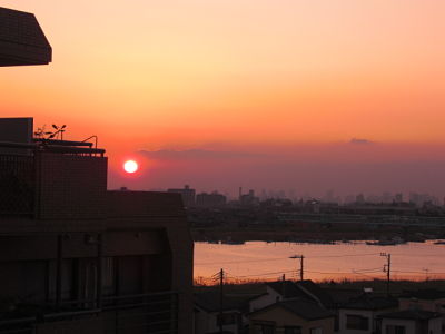 Sunset over the Edo River in Tokyo