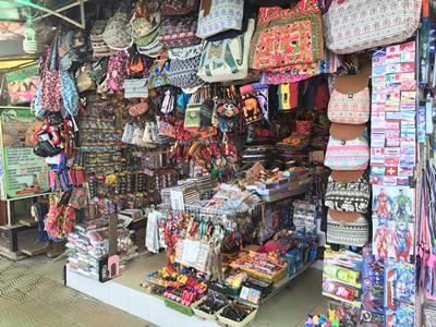Ao Nang souvenir shop