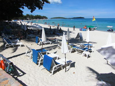 Baan Samui Resort beachside