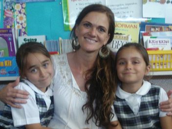 Anahid Ounigian and Ana Sofia Vildosola, with their teacher, Sera Ursich