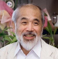 Kenji Ekuan in 2003