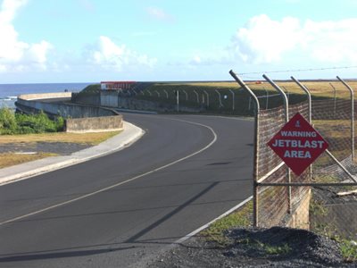 Rarotonga jet blast area sign